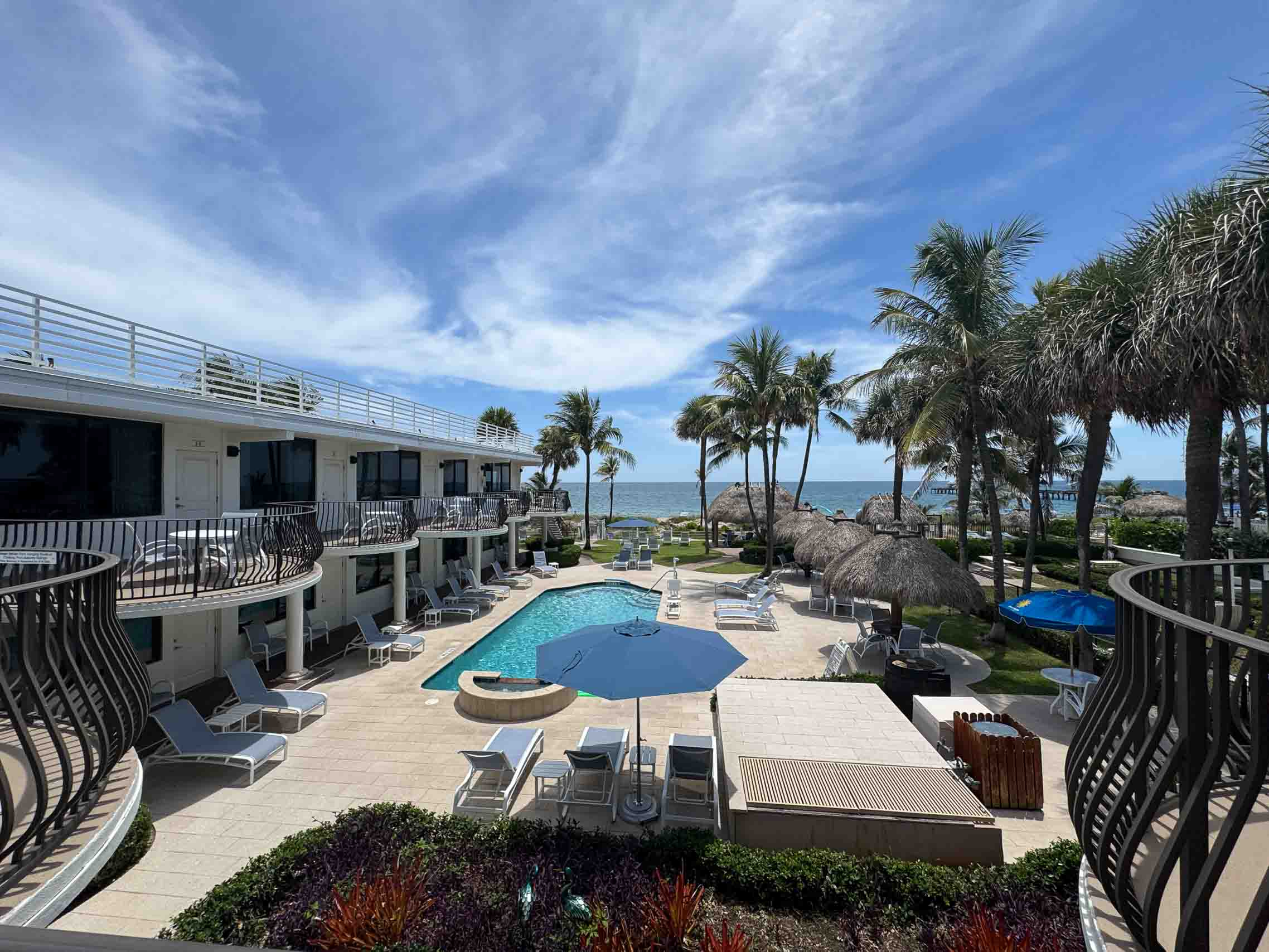 Room 20 — One Bedroom, Ocean View